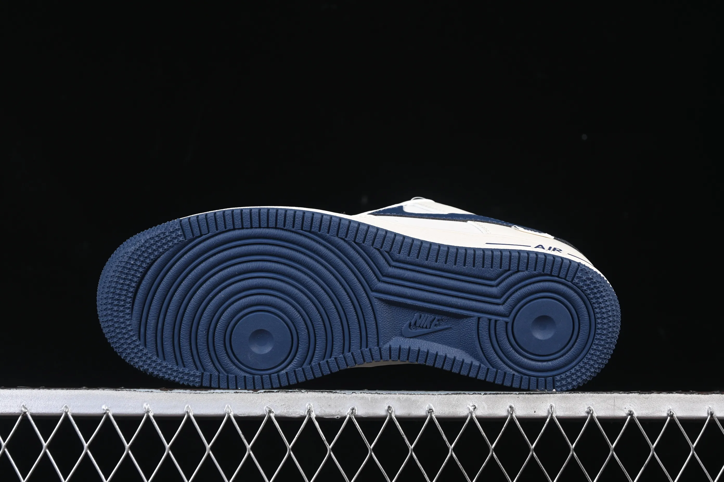All categories Nk Air Force 1 Air Force series Nk Air Force 1 Low Air Force low top Nike Air Force 1'07 Low tree pattern midnight blue Air Force 1 low top casual sneakers SM6668-127